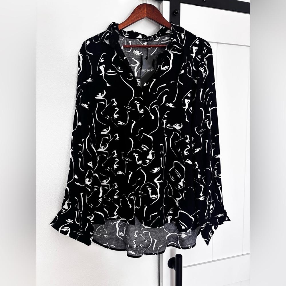 New w/ Tags Big Dart Women's Top (XXL)